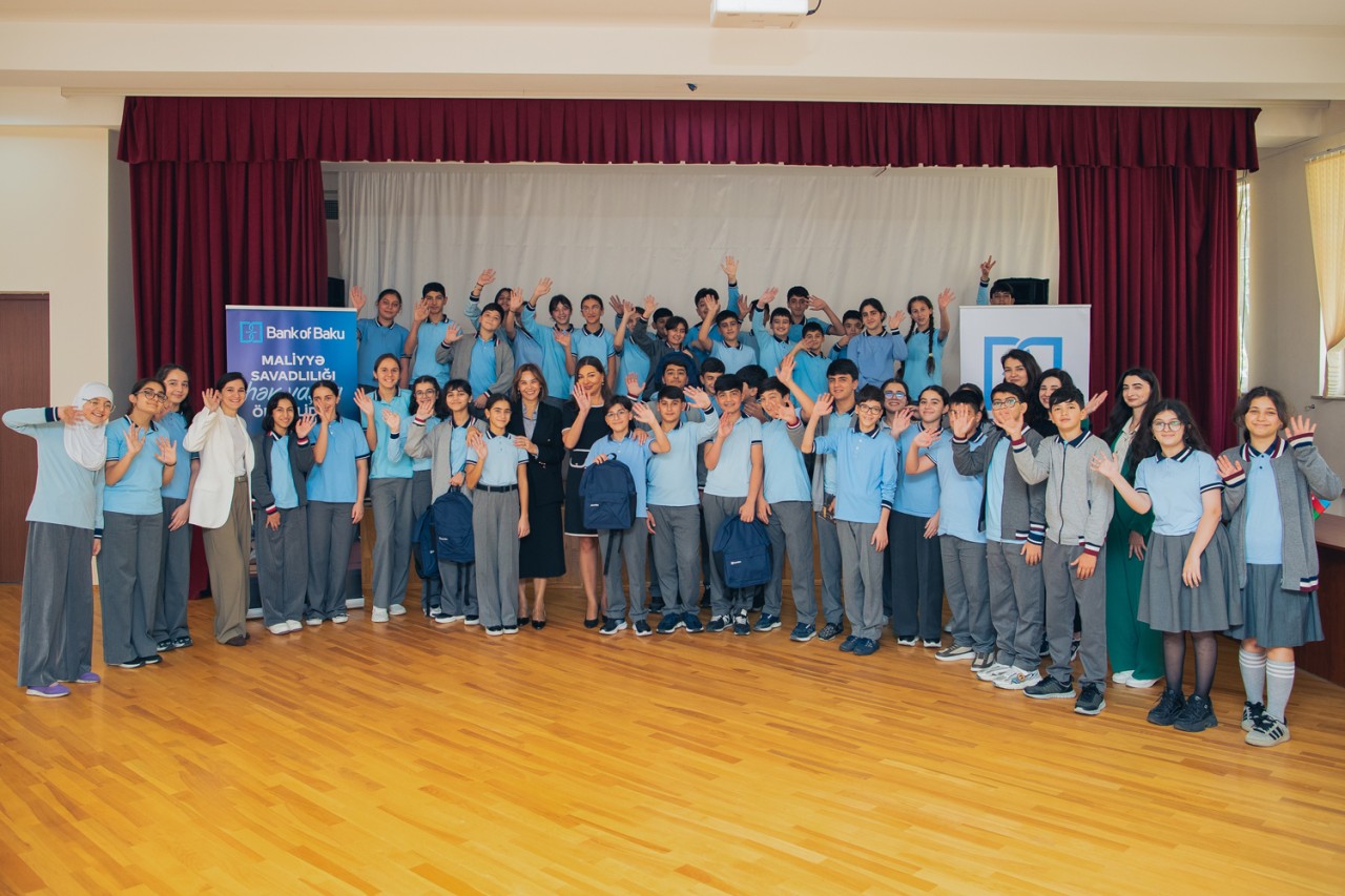 "Bank of Baku"dan növbəti maliyyə savadlılığı tədbiri: Bu dəfə şagirdlərlə birlikdə (FOTOLAR)